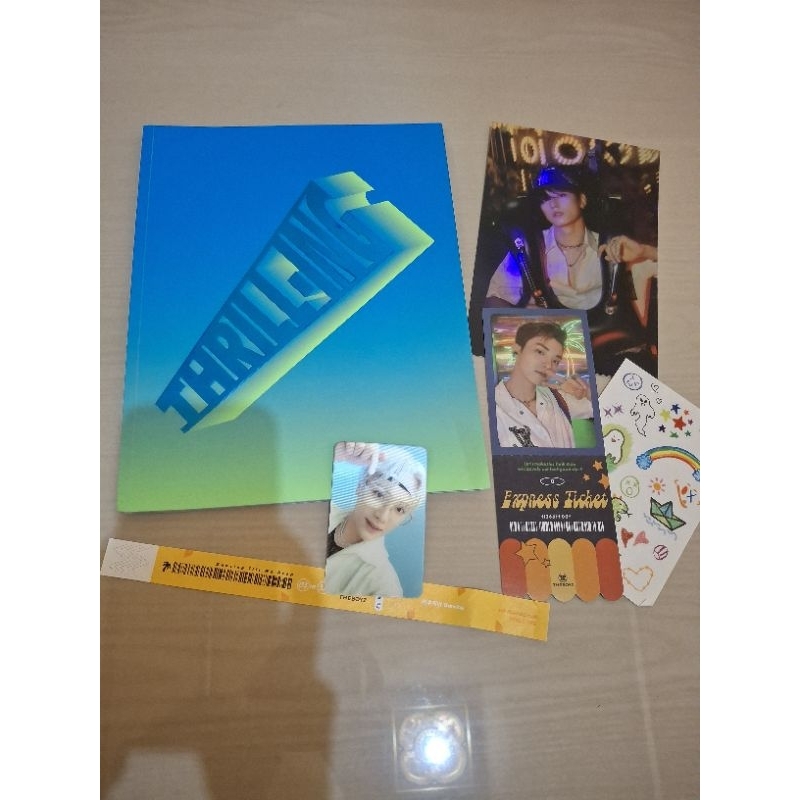 ALBUM THE BOYZ THRILLING . Kick