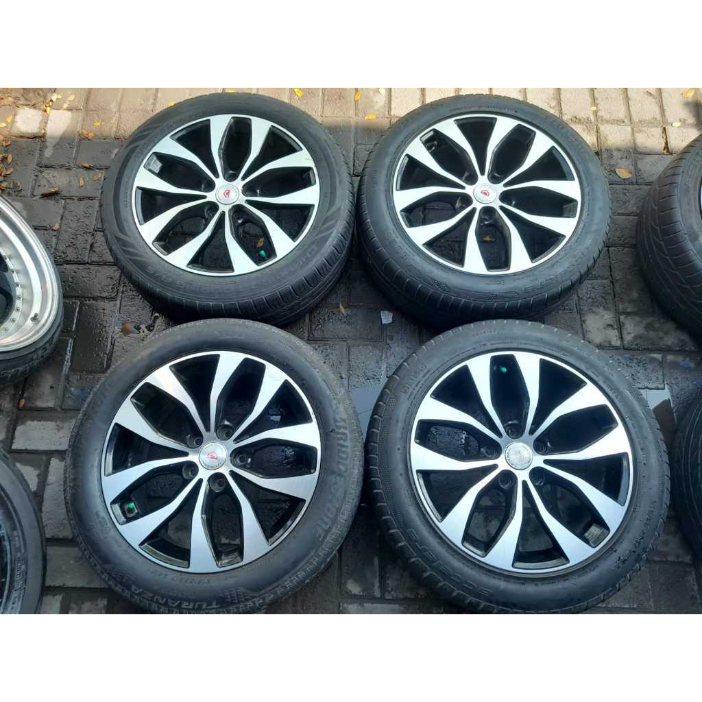 Velg Mobil Bekas REP LEXUS R17X7,5 5X114 ET46 + BAN 215 55 R17
