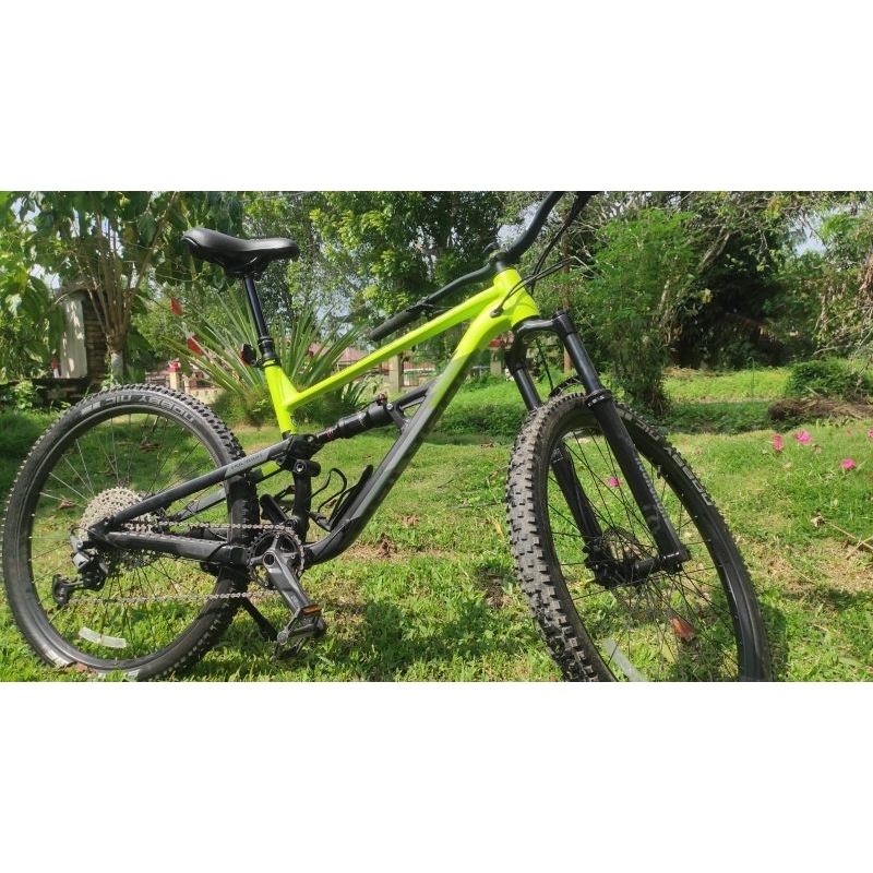 SEPEDA_POLYGON_SISKIU_D7