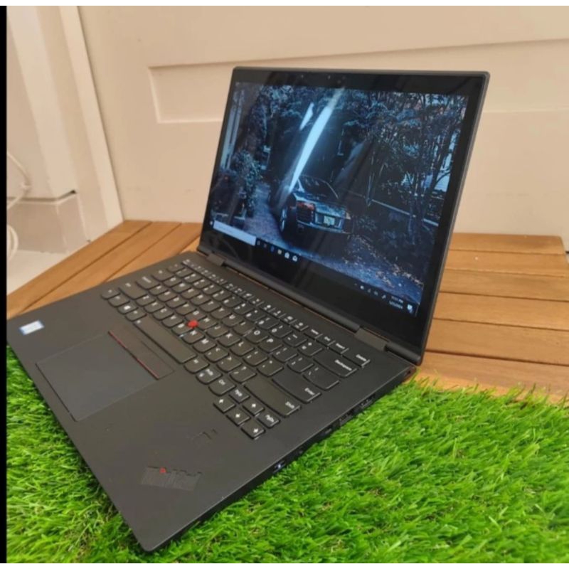 laptop X1 yoga core i5 gen 8