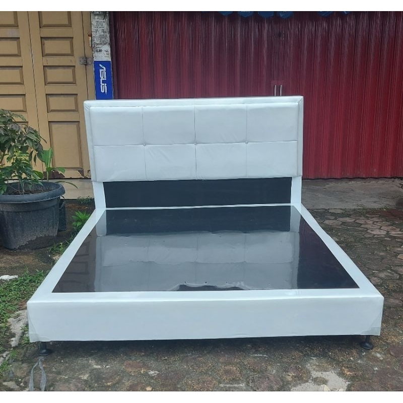 Dipan Spring Bed Sandaran Kepala Tempat Tidur 6 Kaki 6 kaki Nomor 1 180x200 160x200 120x200