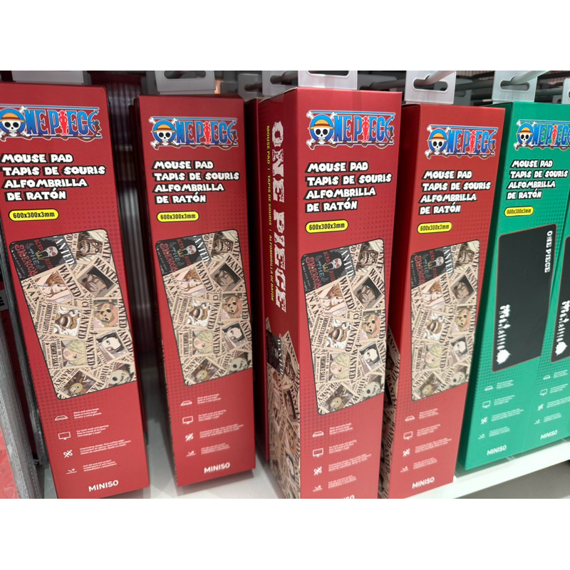 Mouse Pad One Piece Merah
