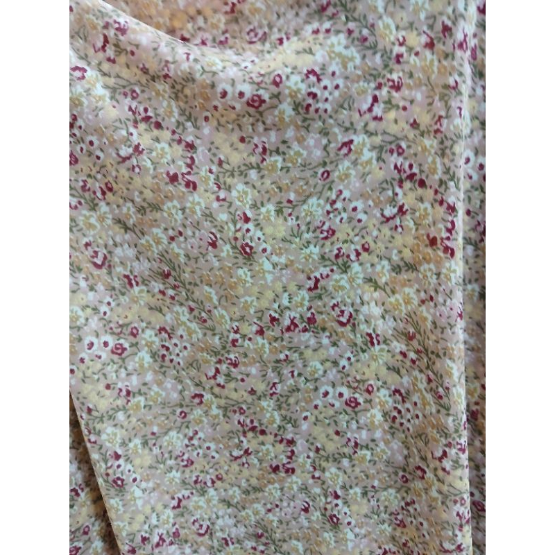 Kain/Bahan ceruty motif bunga