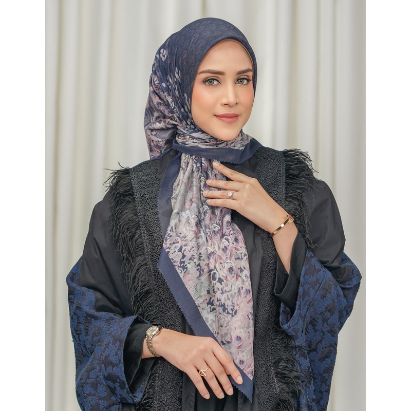 BUTTONSCARVES THE EDERRA 2.0 GALAXY READY STOCK NEW BUKAN SECOND PRELOVED BEKAS BALIKPAPAN JILBAB BS