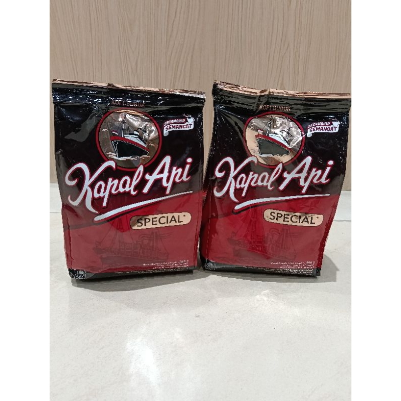 

Kopi Kapal Api Merah Special 380 gr
