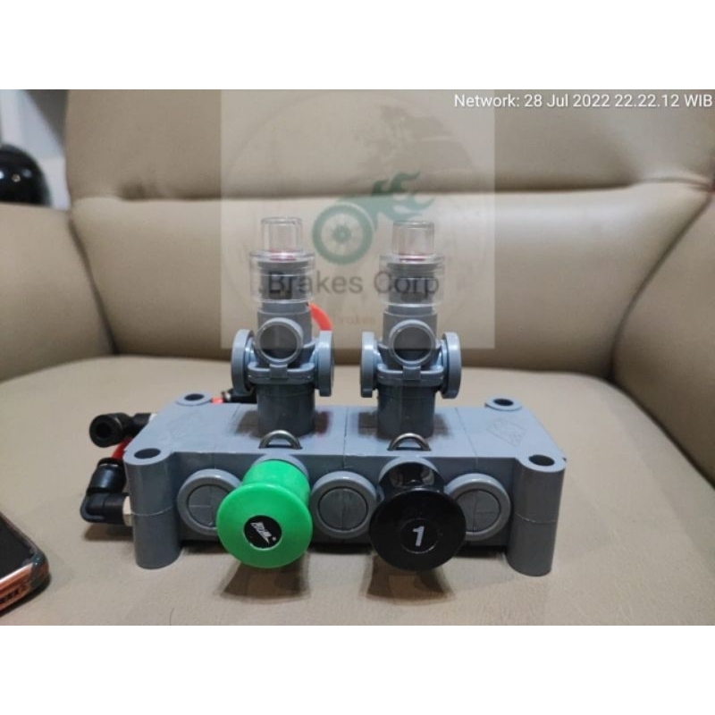 Pneumatic control Blok/Pneumatic Control Switch 1 kompartemen