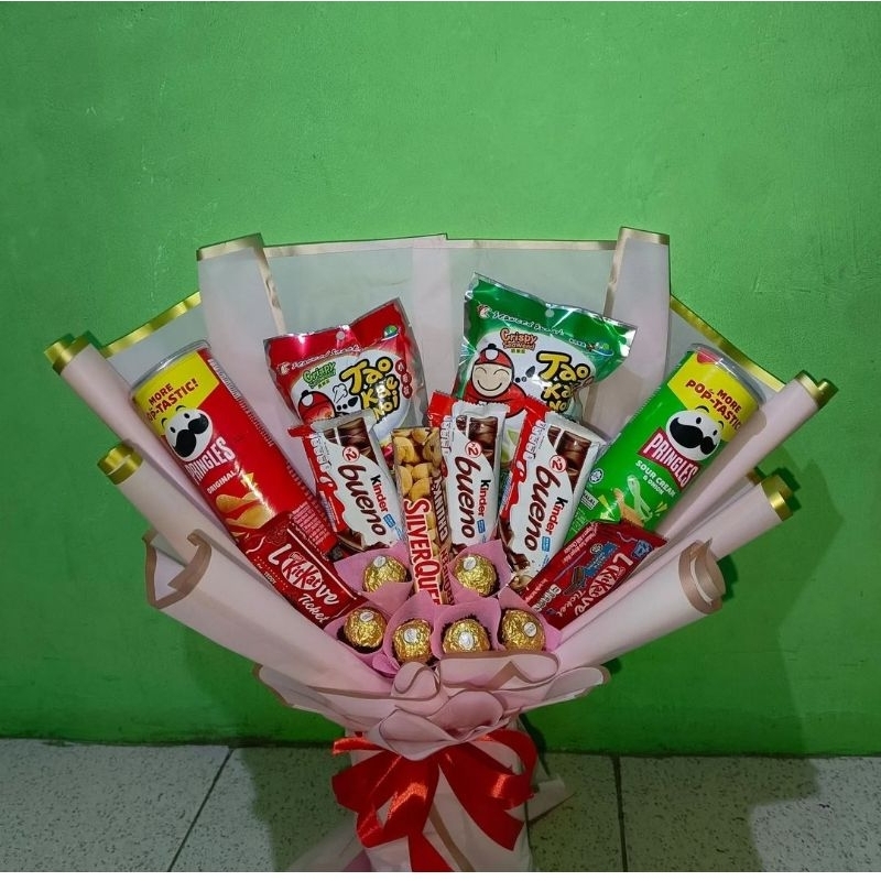 

bucket snack cokelat/bucket snack wisuda/bucket ulang tahun/bucket snack mewah