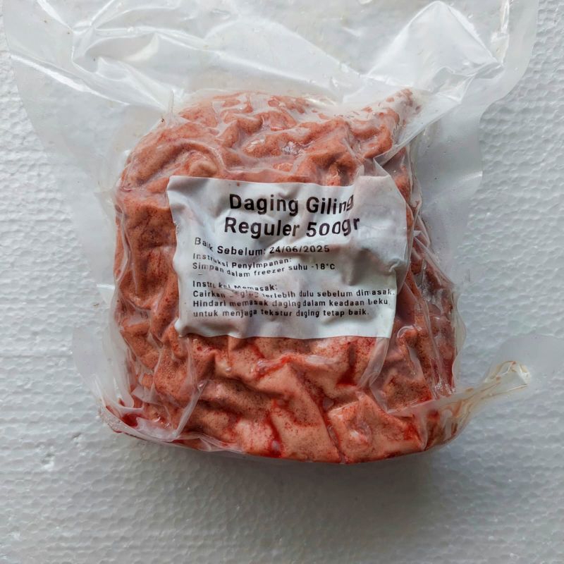 

daging giling sapi (500gram) / Minced beef (500gram)