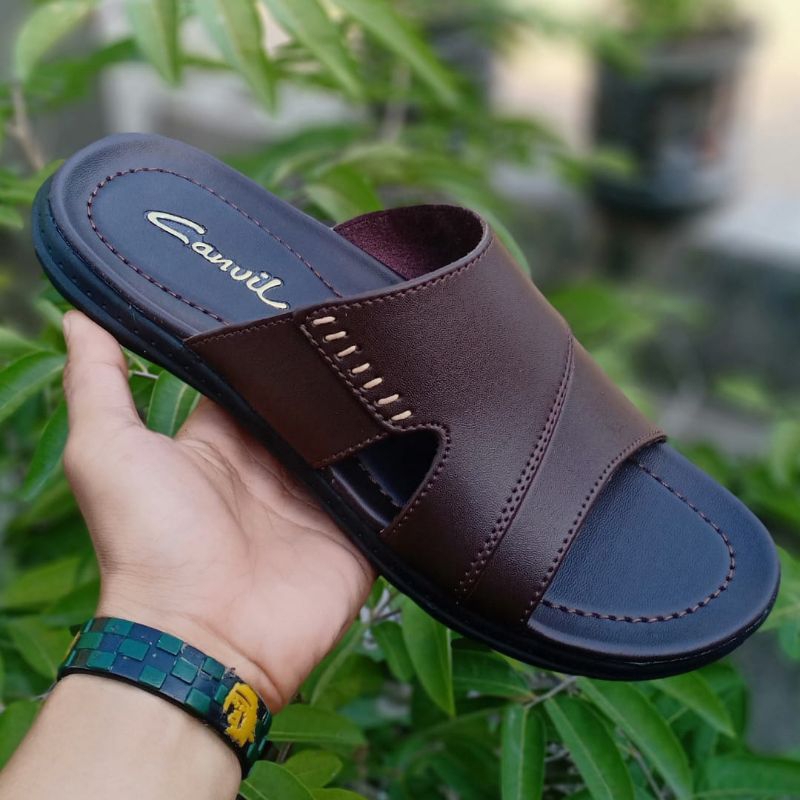 Sandal Pria Kulit Slop Kekinian Sandal Pria Casual Slide Elegan Sandal Pria Slop Terbaru Kekinian