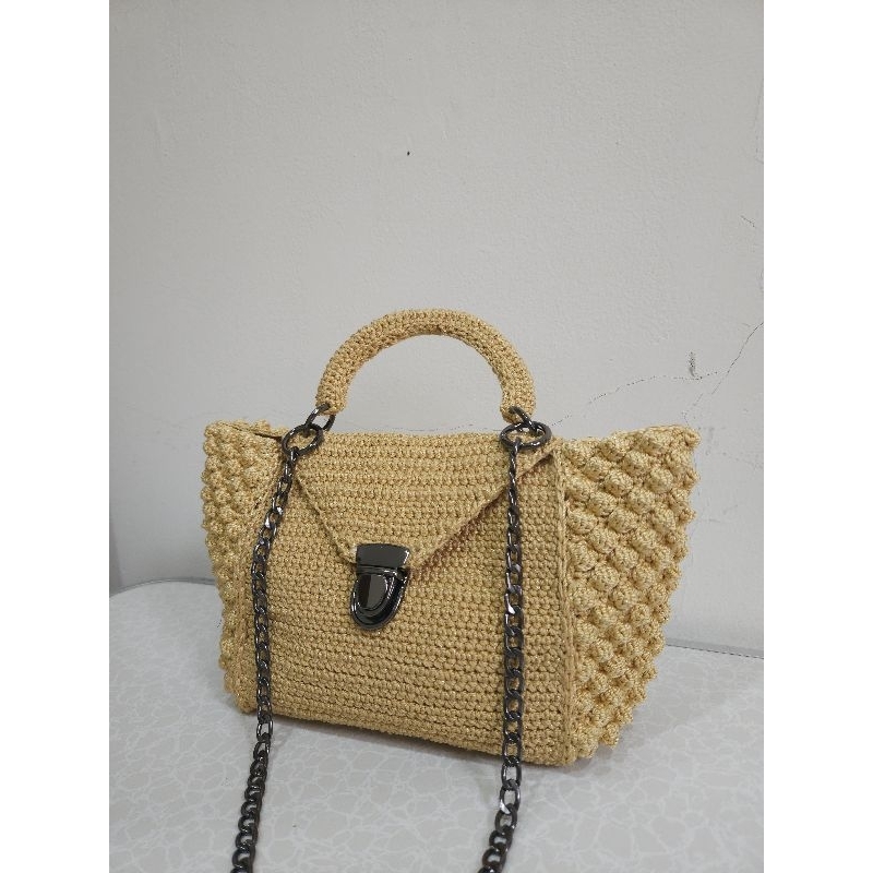 golden crochet bag/ tas rajut