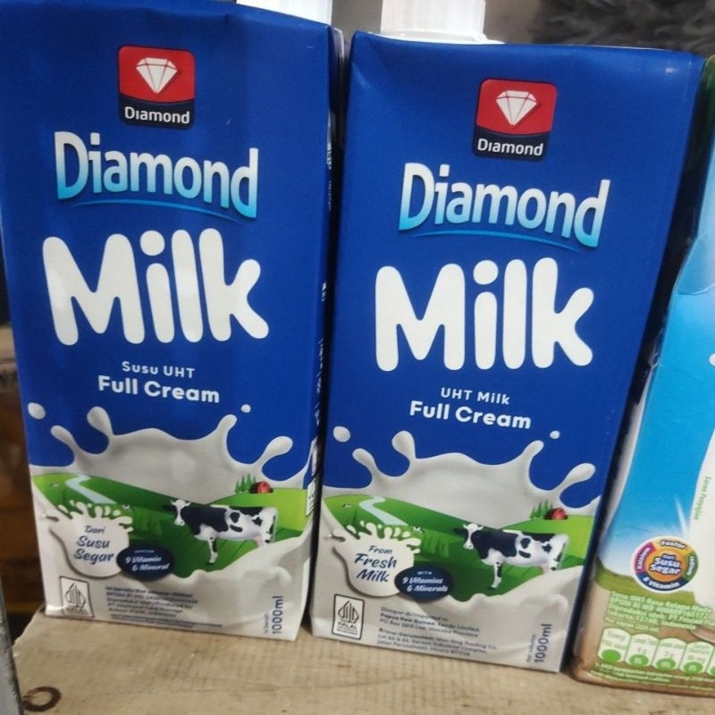 

Diamond Milk UHT Full Cream 1000 ml