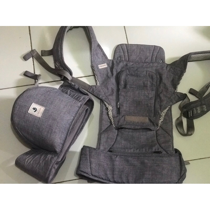 gendongan preloved pognae 5+ abu