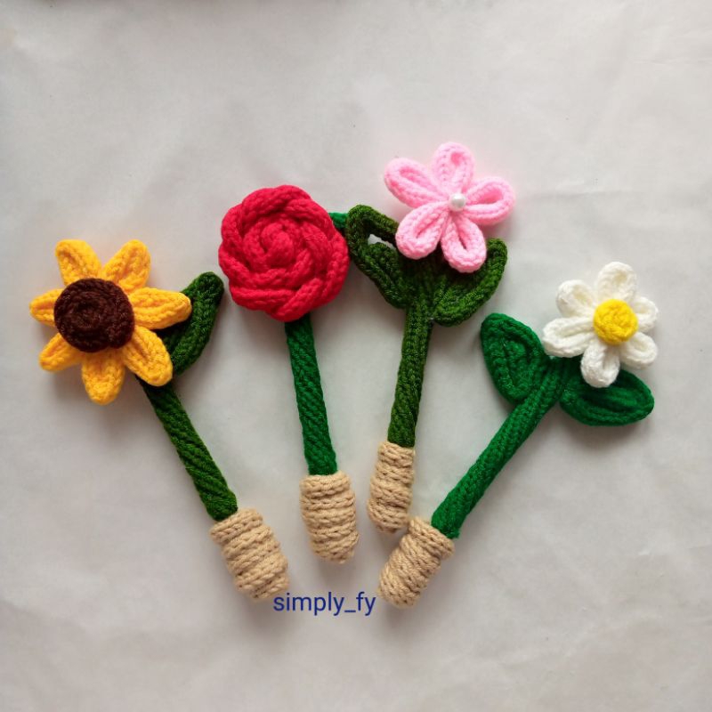 

pulpen bunga/flower pen/crochet pen/cute pen/souvenir pen