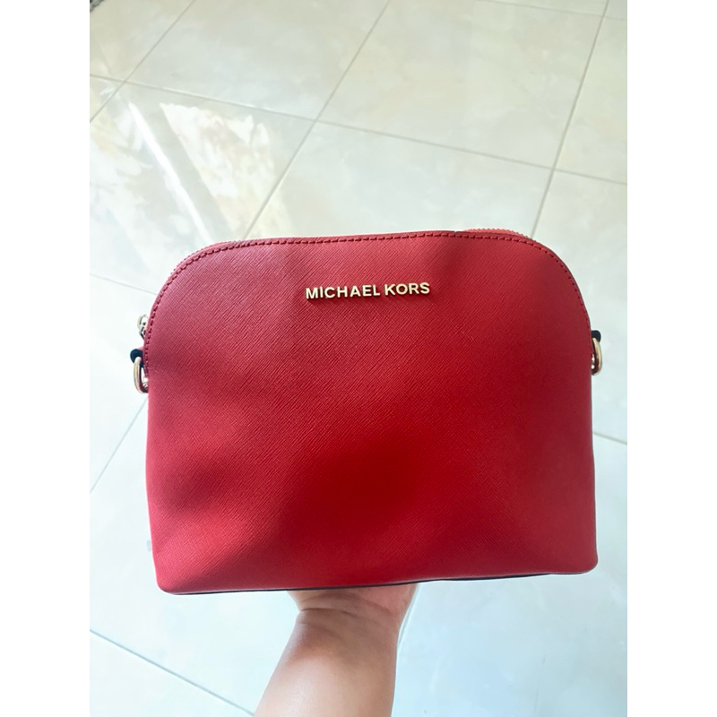 Michael kors sling Bag