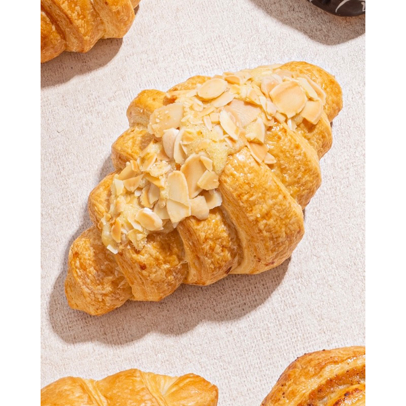 

Croissant Almond