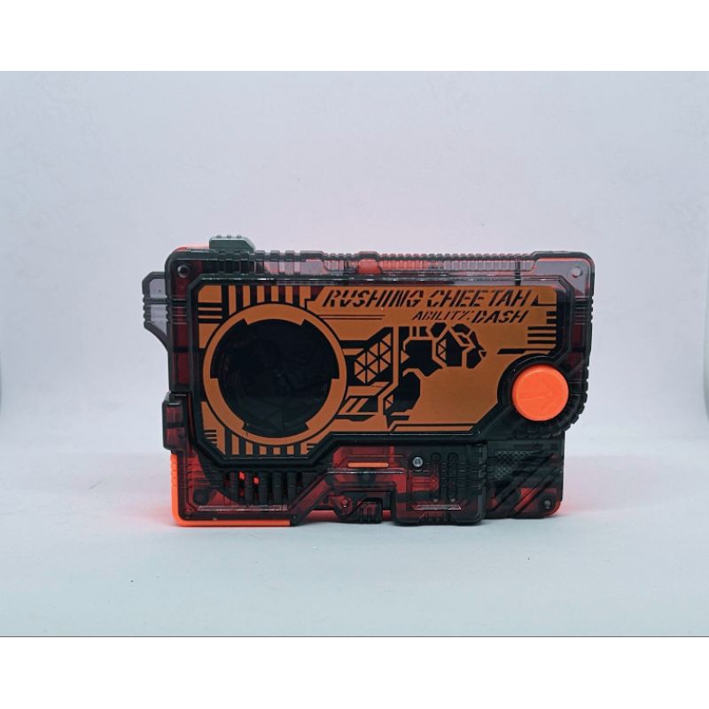 DX PROGRISE KEY RUSHING CHETAAH KAMEN RIDER VULCAN - KAMEN RIDER  ZEROONE