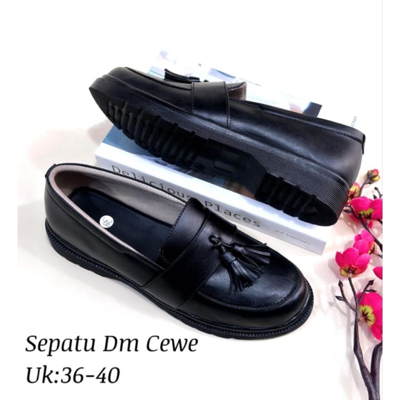slip on sepatu wanita kulit sapi asli kekinian sepatu Dm cewe kulit sukaregang garut terlaris