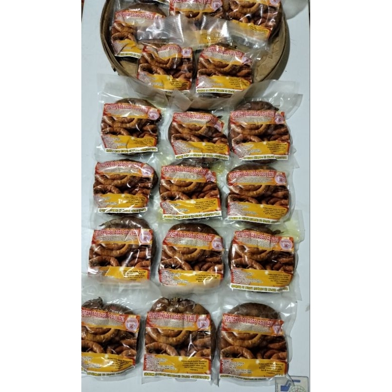 

Nenbo Sosi Babi Asap/Urutan Babi Asap Khas Bali/Oleh Oleh Kuliner Bali/Frozen Food