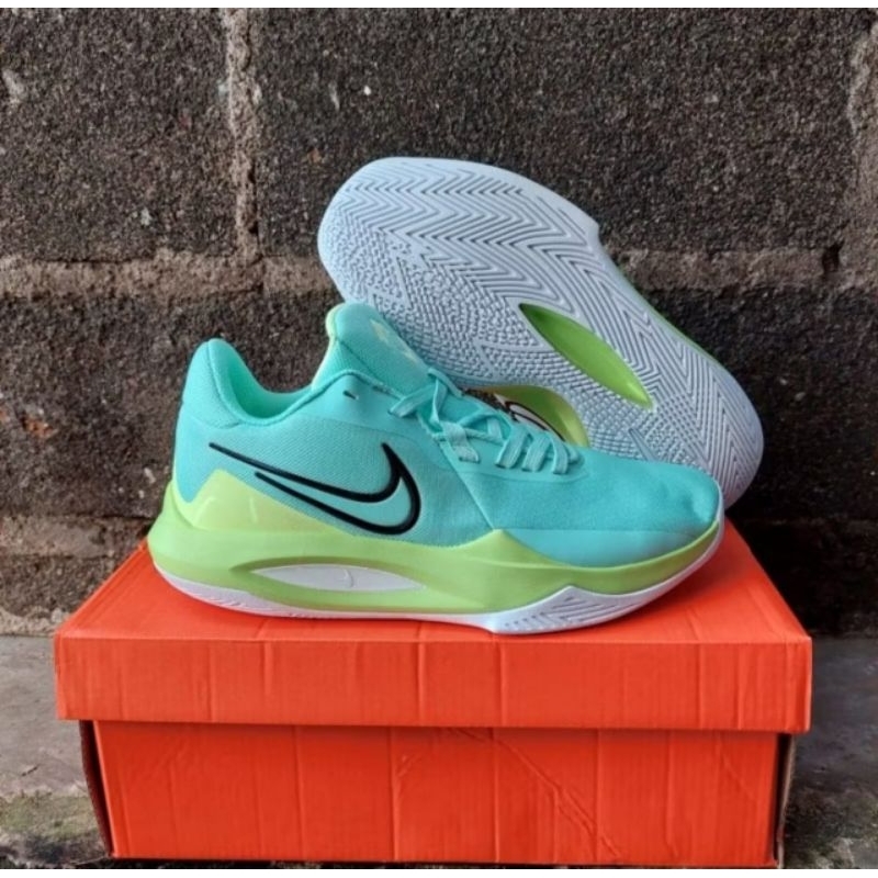 Nike Precision 6