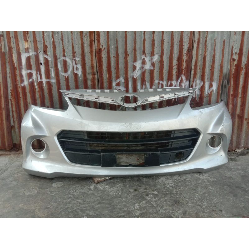 Bemper Avanza Veloz 2012 plus ram tengah