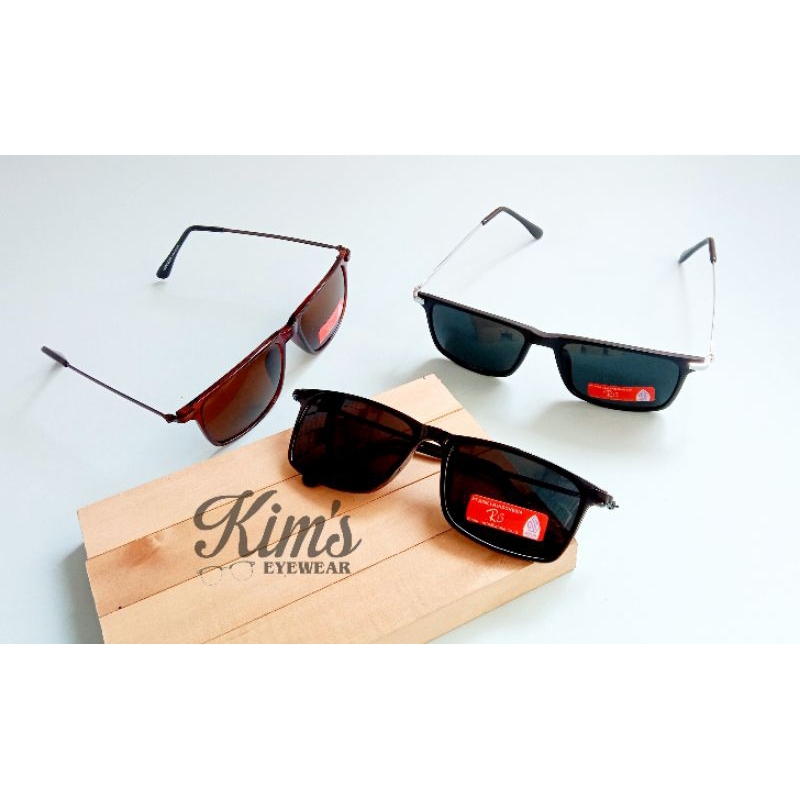 kacamata hitam pria wanita,kacamata pantai,kacamata kotak hitam