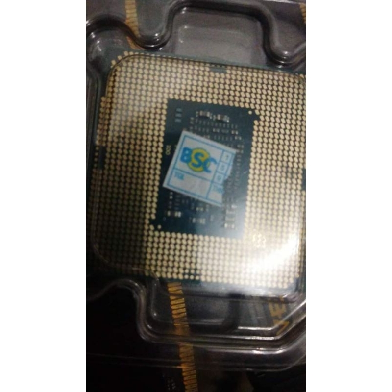 Intel Core i3 8100