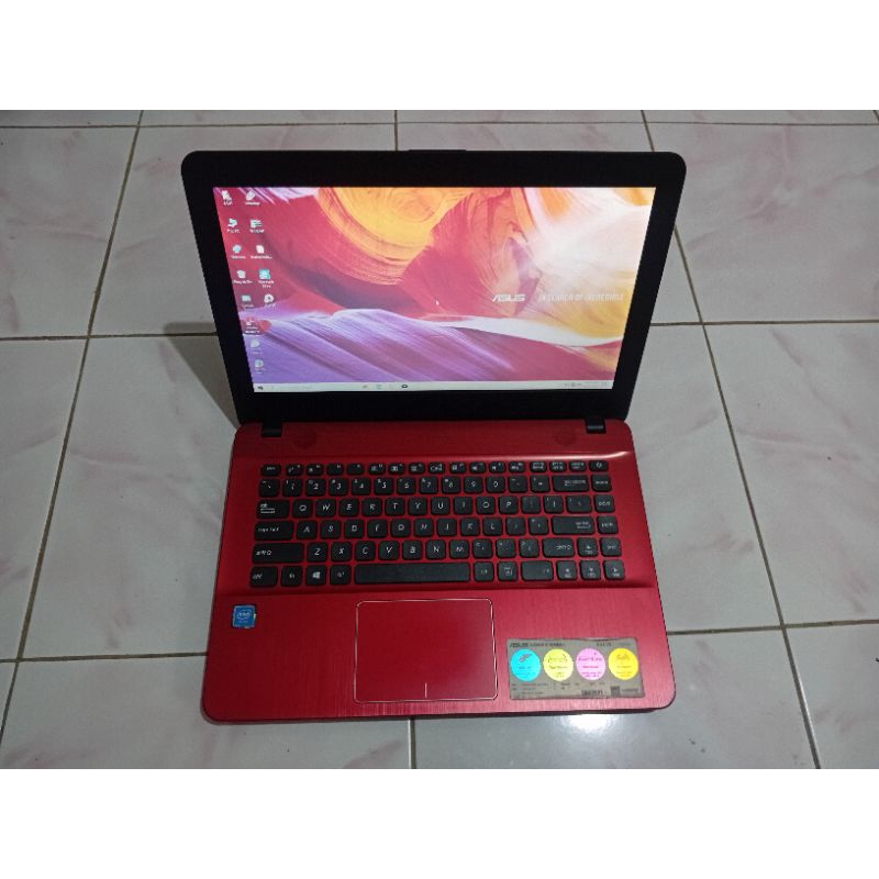 ASUS X441NA Intel 2Core N3350 RAM2GB SSD128GB 14" Second