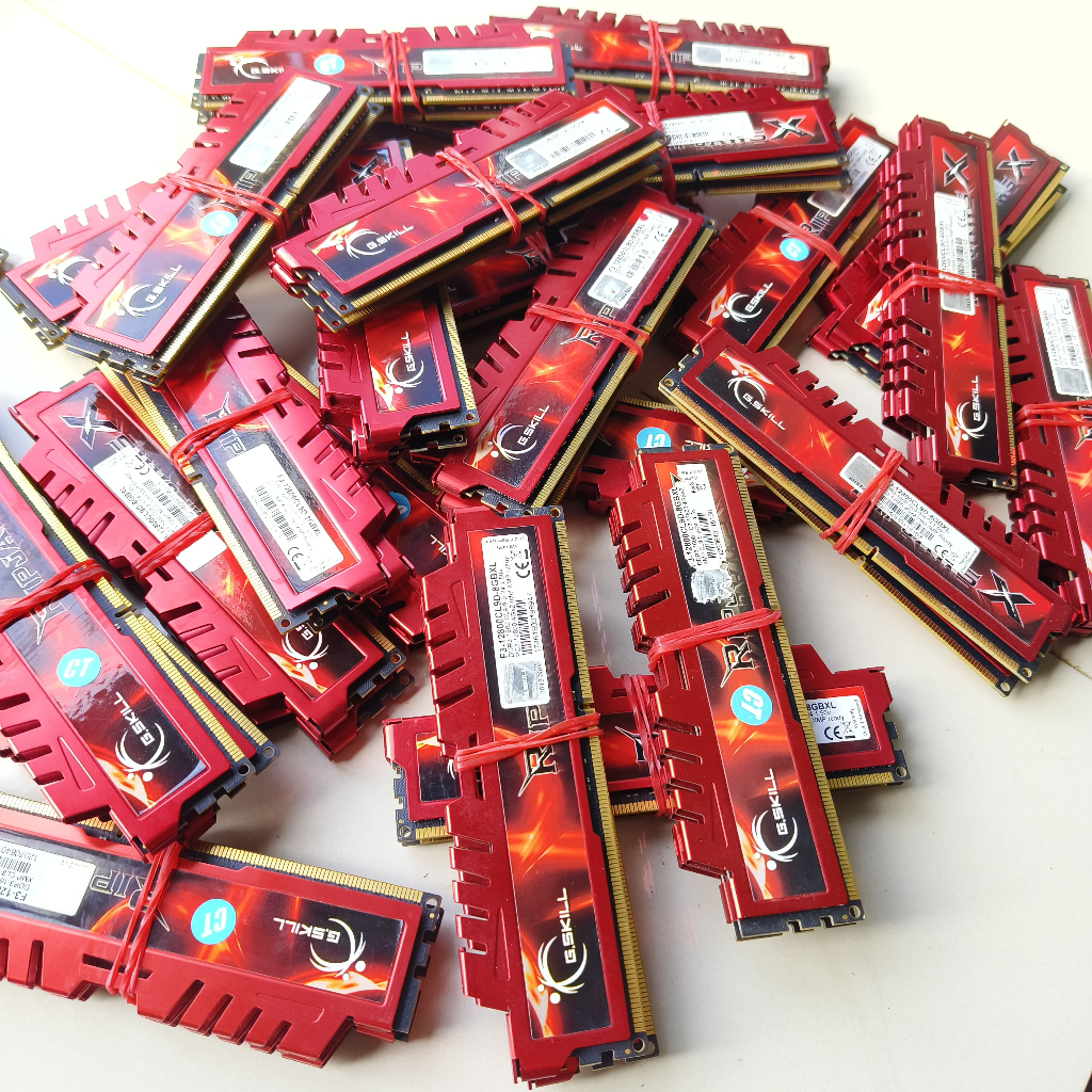 RAM GAMING G.SKILL 8GB KIT 2X4GB PC3-12800/1600MHZ DDR3 RIPJAWS X MERAH LONGDIMM