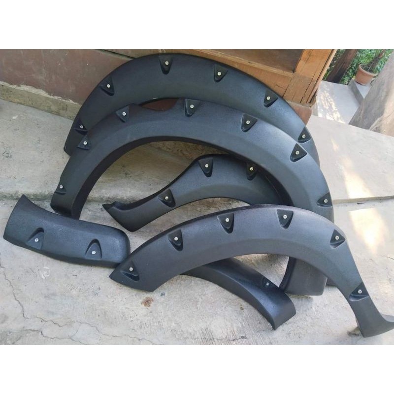 Over fender Hilux Vigo lama DC model baut