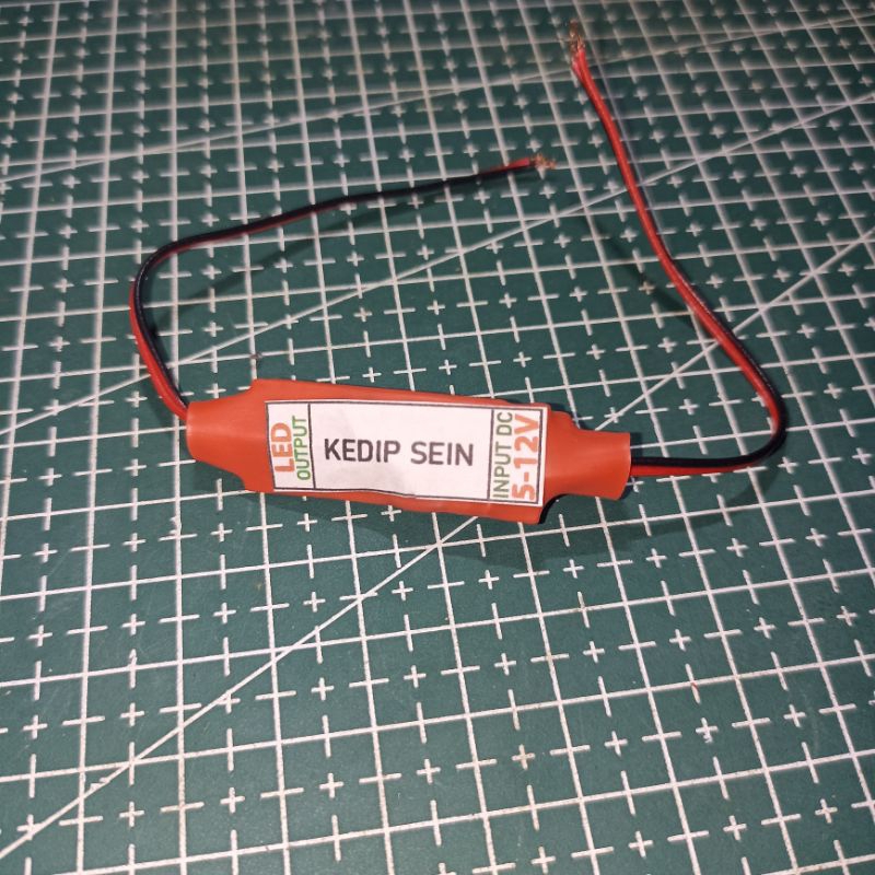 Modul Kedip LED seperti lampu sein 5V-12V