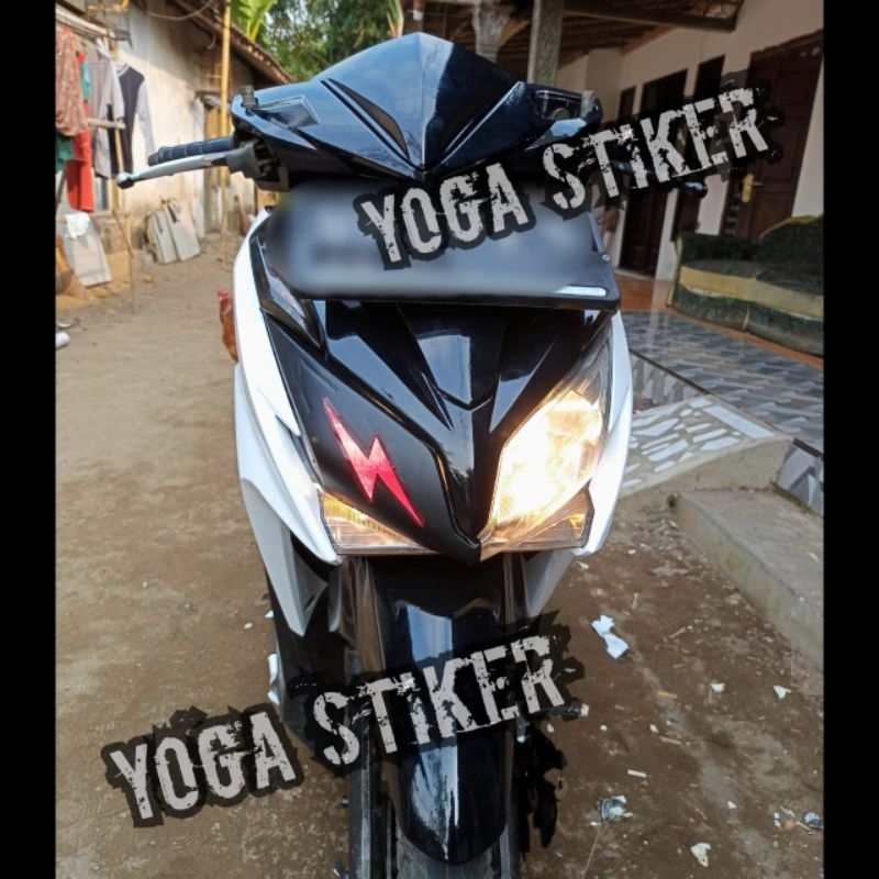 stiker lampu picex Vario 125 old tahun 2013