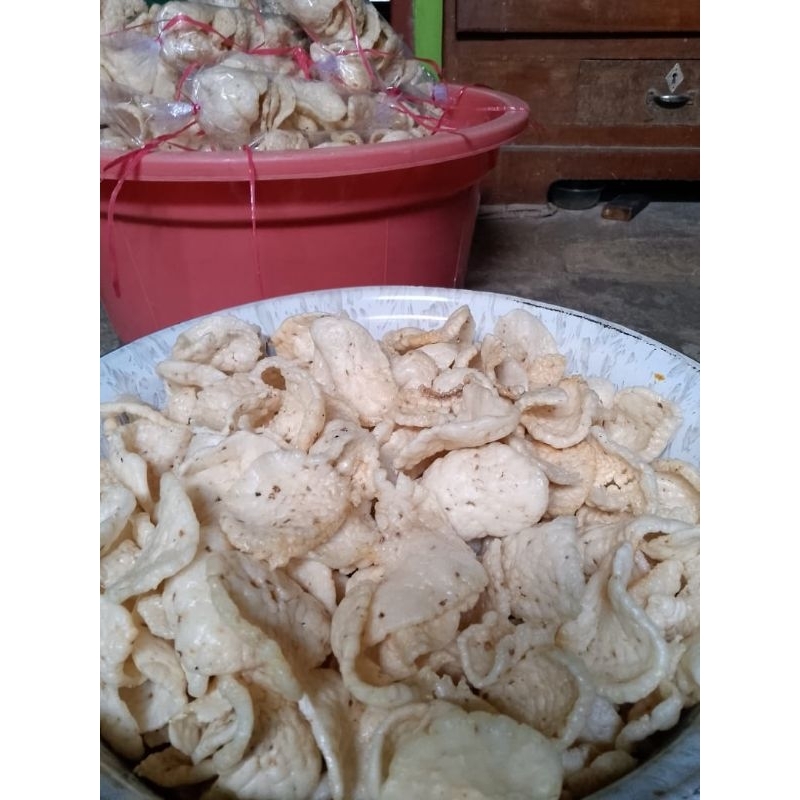 

KRUPUK NASI PRODUK TRADISIONAL