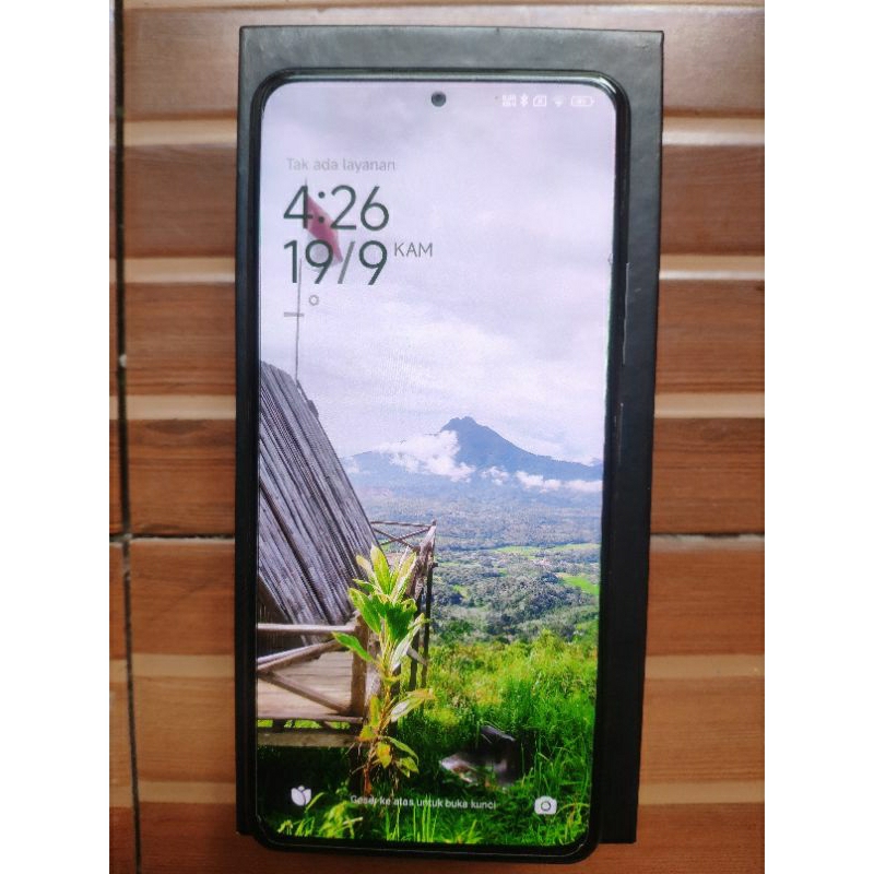 Poco F3 Minus