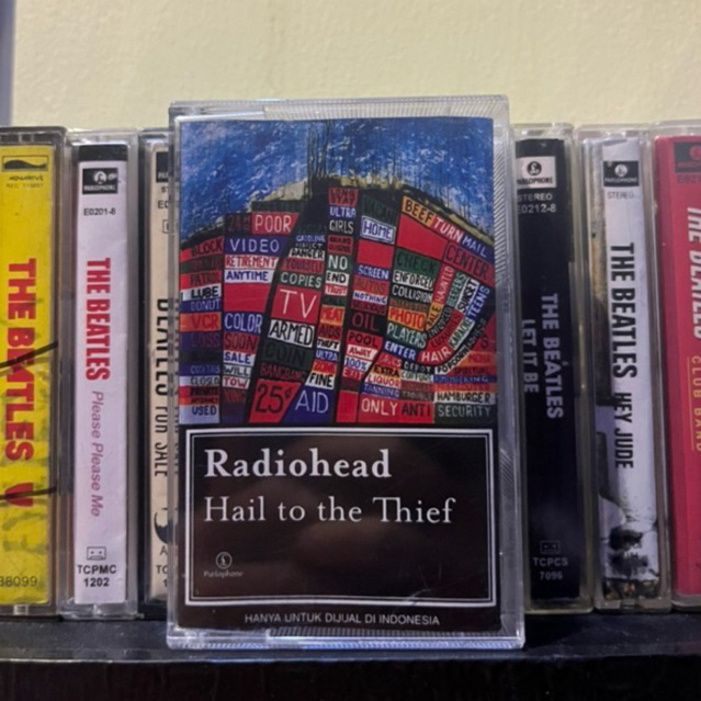 Kaset Pita RadioHead Hail To The Thief