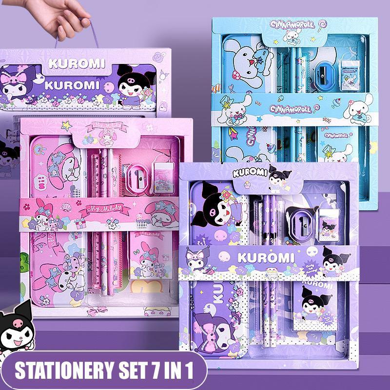 

KOTAK TEMPAT PENSIL CRAYON ANAK SET 7 IN 1 KUROMI / KOTAK PENSIL KUROMI / STATIONERY TEMPAT PENSIL ALAT TULIS KUROMI / AIKA HELENA STATIONERY SET