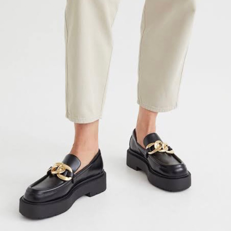 [PRELOVED] Original HnM Boots size 39 Heels Tinggi Bukan H&M Best Seller Preloved like new Chunky Lo