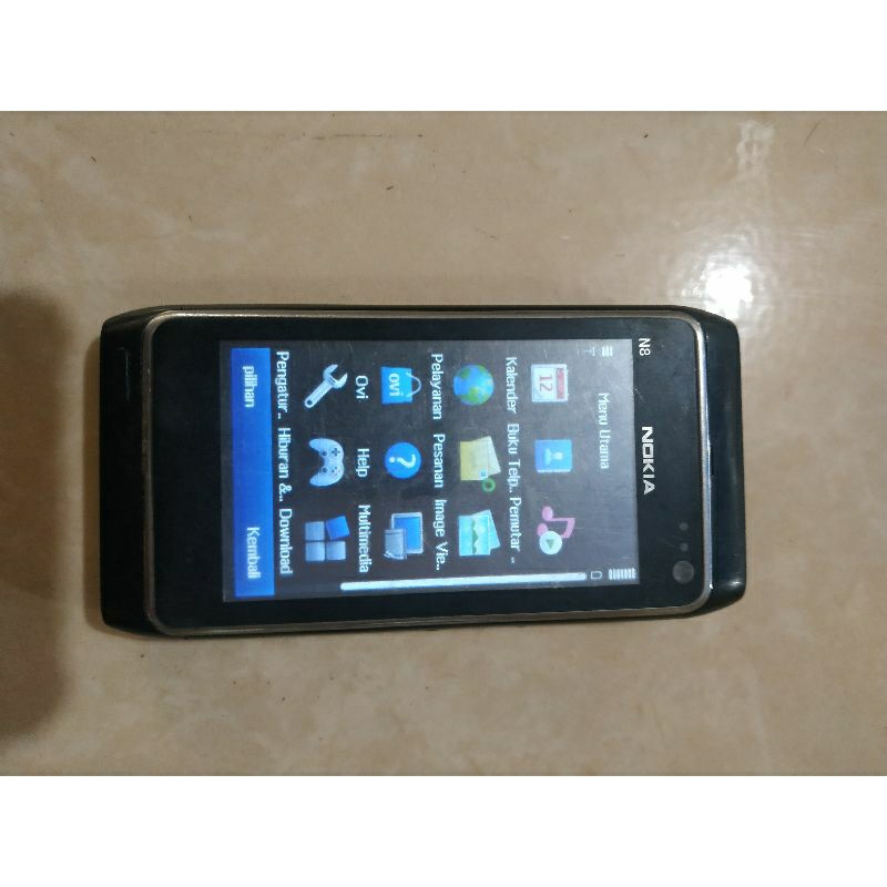 NOKIA N8 BAHAN HIDUP