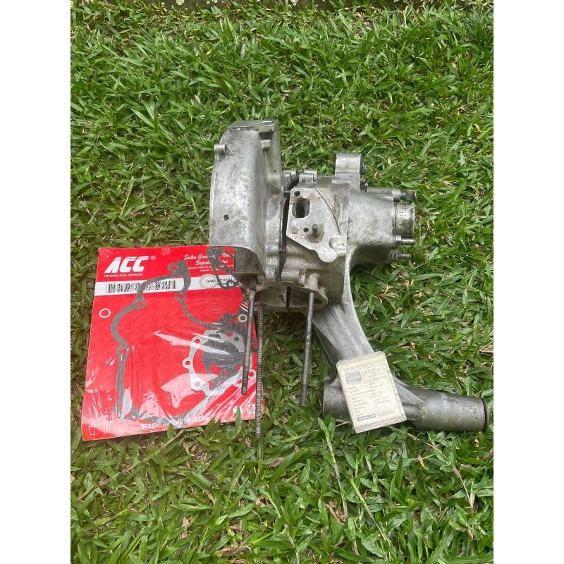 RENGKES CRANK CASE KIRI KANAN VESPA EXCLUSIVE + STNK AKUR PLAT B & PACKING ACC