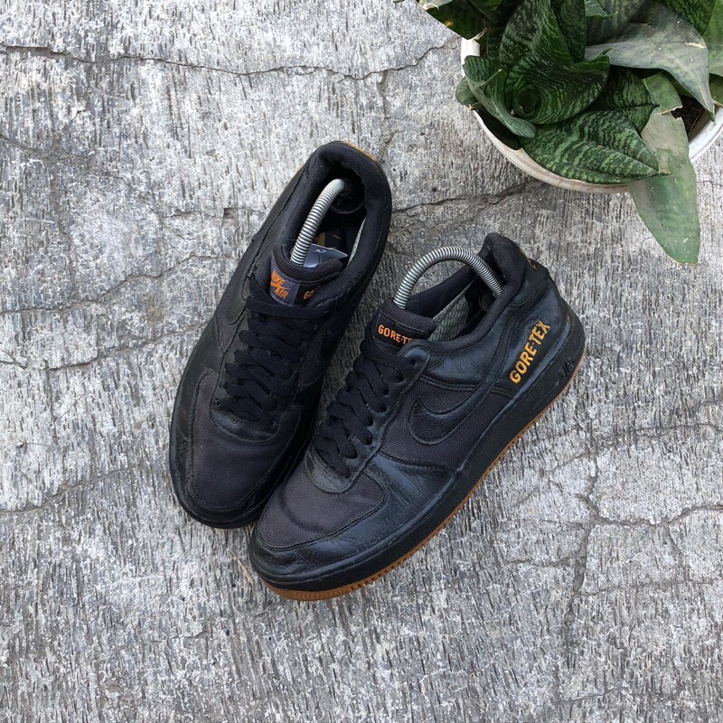 NIKE AIR FORCE1 GORETEX