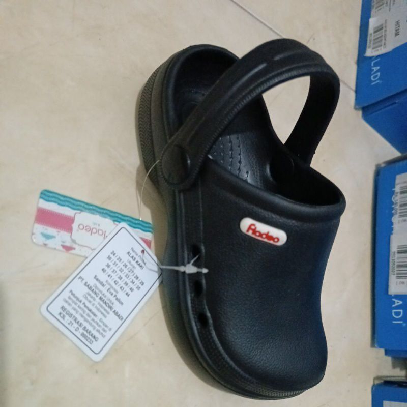 sandal anak fladeo