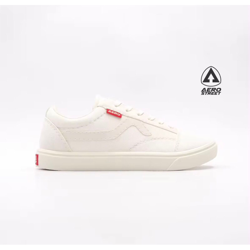 Aerostreet Massive Low Natural - sneakers pria wanita