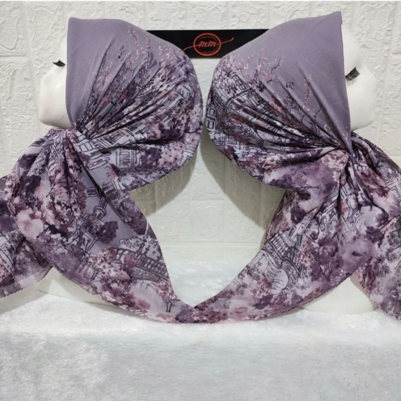 Hijab Segi Empat Voal Motif Mesya Warna Lilac Jilbab Kerudung Terbaru