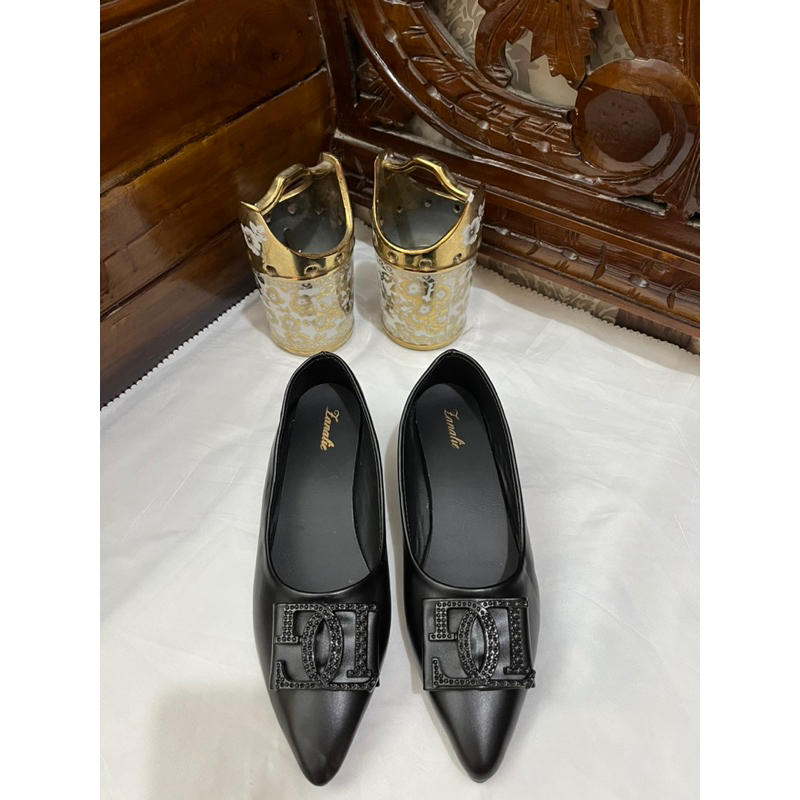 Sepatu Pansus Wanita