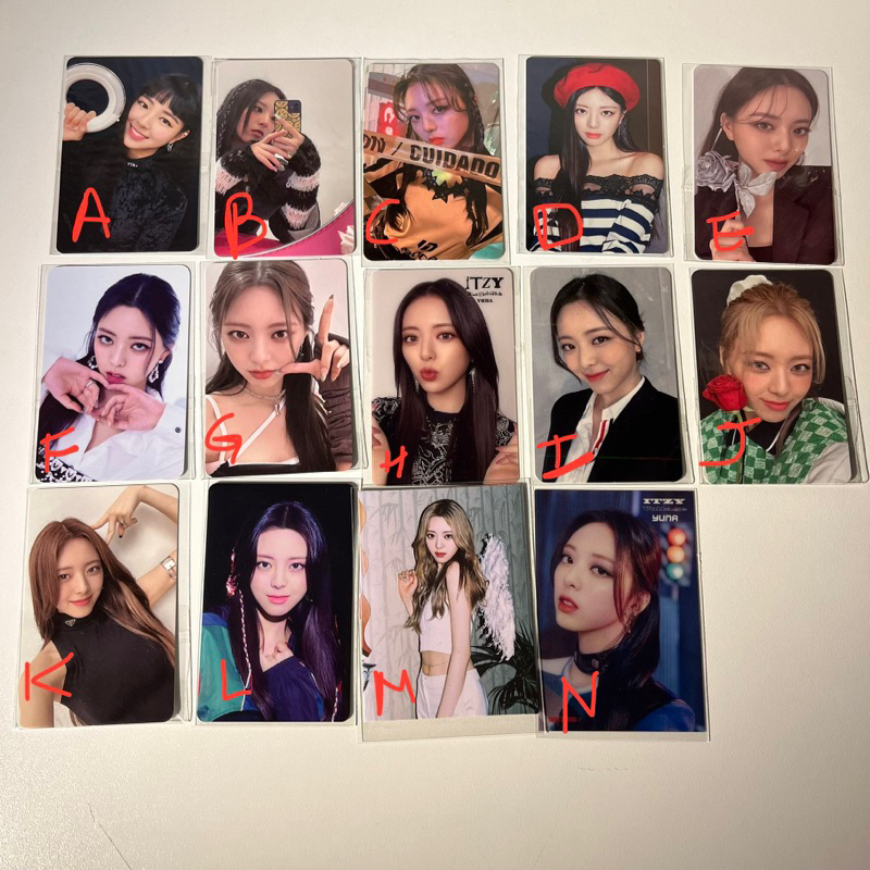 ITZY PHOTOCARD YUNA OFFICIAL