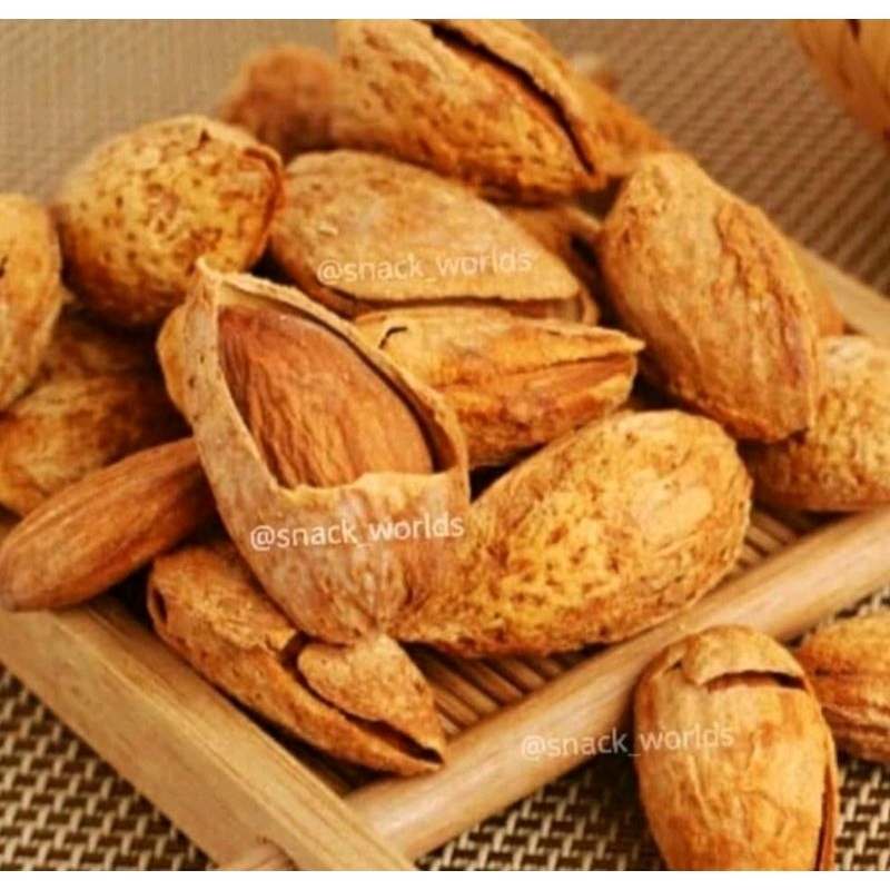 

Kacang Almond ROASTED ARAB Kacang Panggang 500gr Oleh Oleh Haji