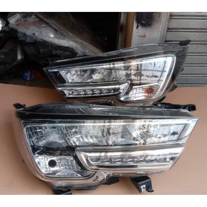headlamp lampu depan SUZUKI XL7
