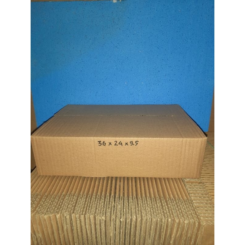 

kardus 36x24x9.5 cm polos kuat