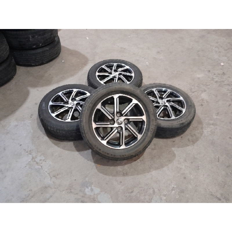 velg mobil bekas agya r14 lubang 4x100 pls ban 175/65/14