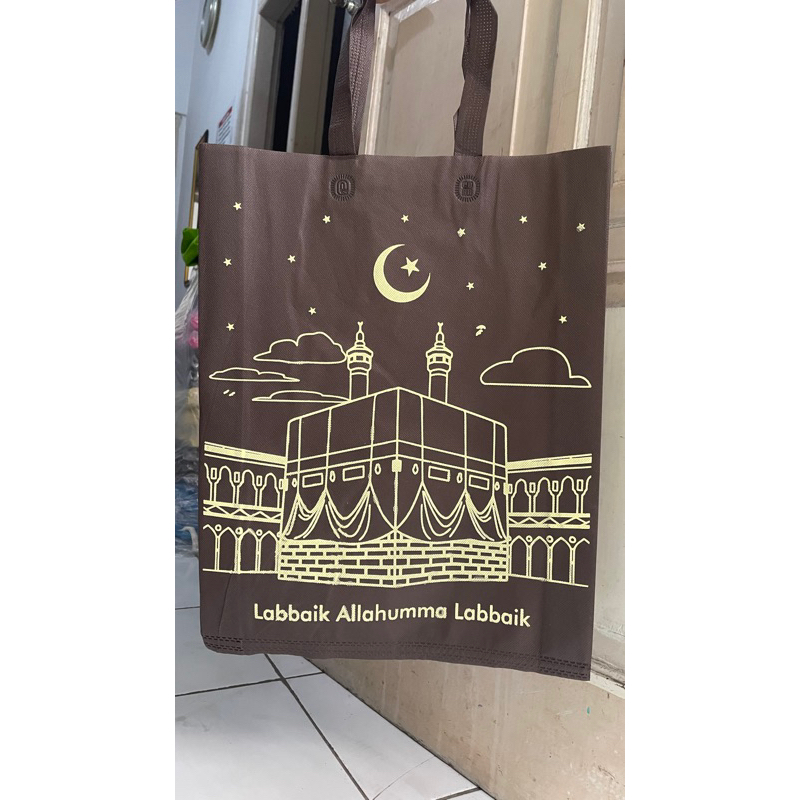 

goodie bag haji umroh besar 453508 spunbond motif kaabah