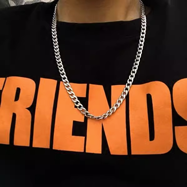 Kalung Rantai Liontin Fashionable Pendant  Pria danKalung Aksesoris